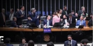 Janela para mudança de partido termina com mais de 20% de trocas na Câmara